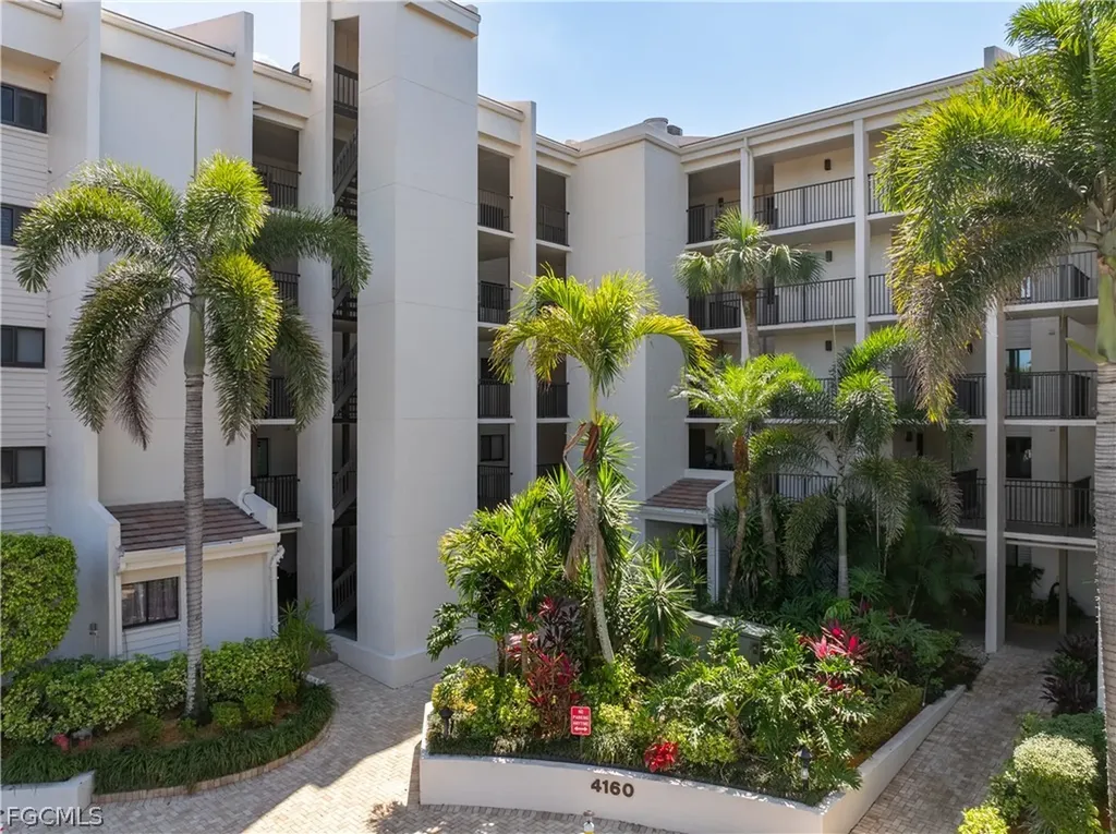 4160 Steamboat Bend E Fort Myers FL 33919