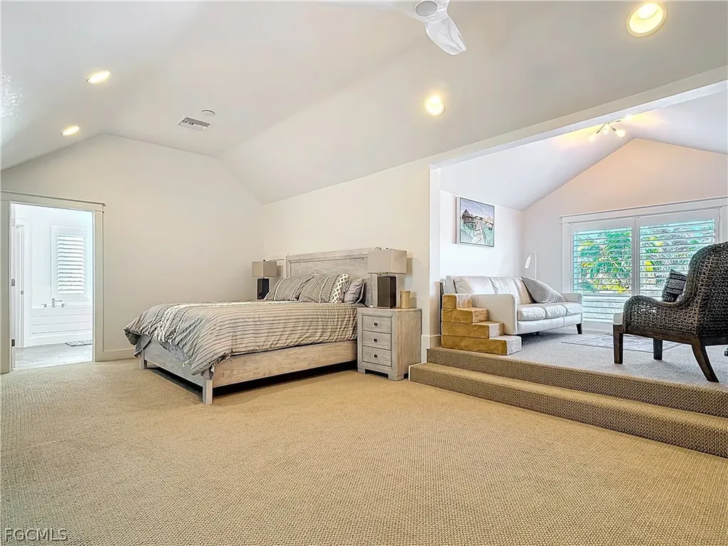 750 Periwinkle Way Sanibel FL 33957