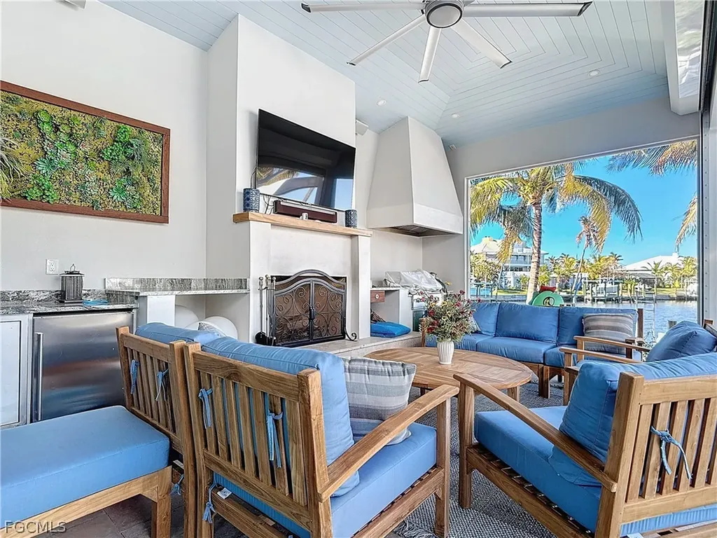 750 Periwinkle Way Sanibel FL 33957