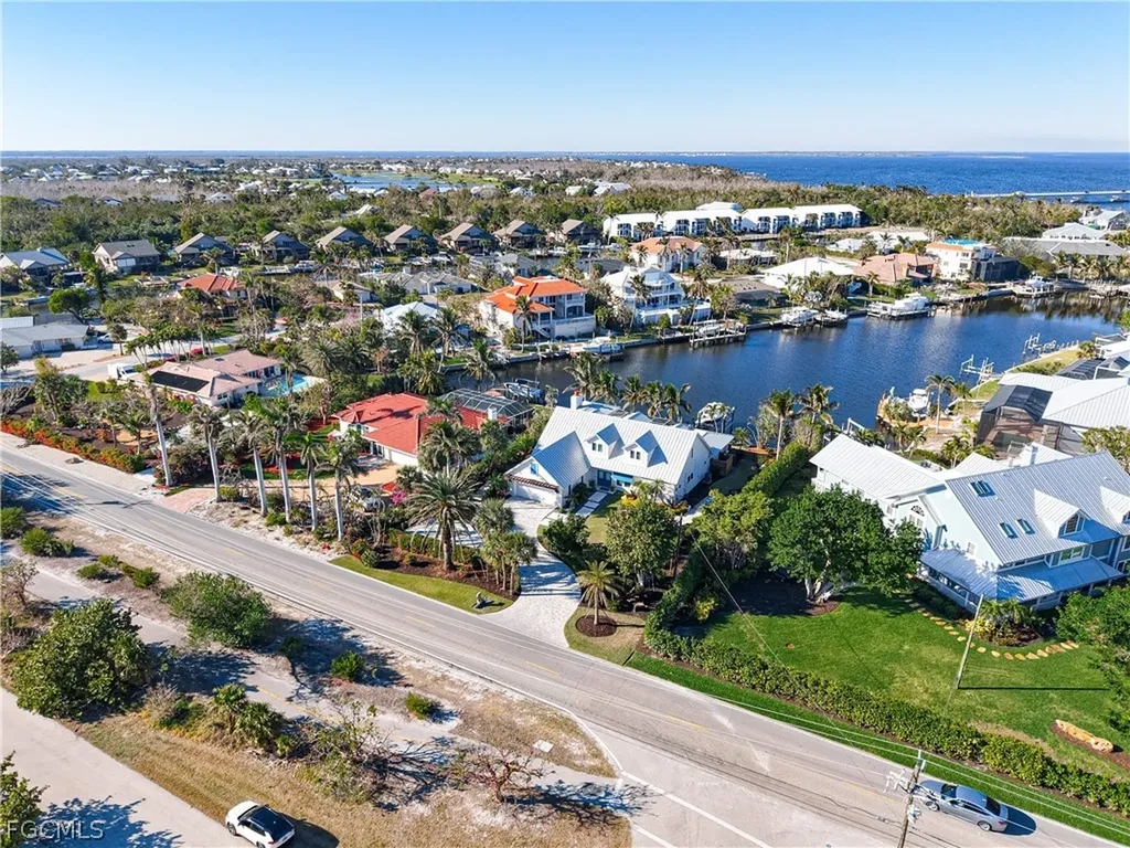 750 Periwinkle Way Sanibel FL 33957