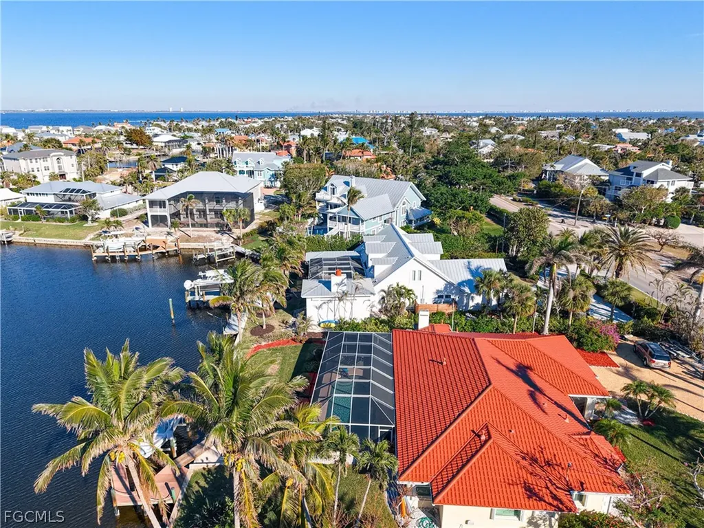 750 Periwinkle Way Sanibel FL 33957