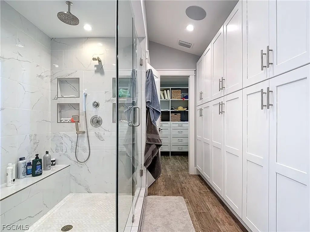 750 Periwinkle Way Sanibel FL 33957