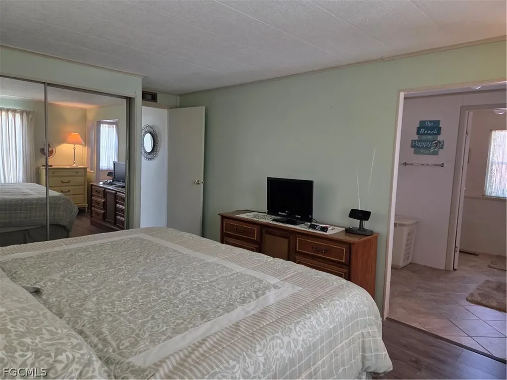 561 Winning Way North Fort Myers FL 33917