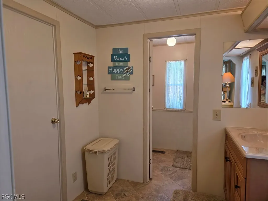561 Winning Way North Fort Myers FL 33917
