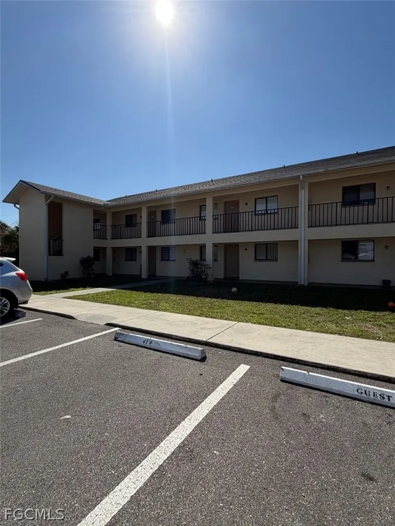 618 Gerald Avenue Lehigh Acres FL 33936