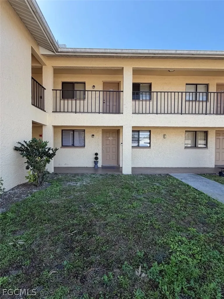 618 Gerald Avenue Lehigh Acres FL 33936