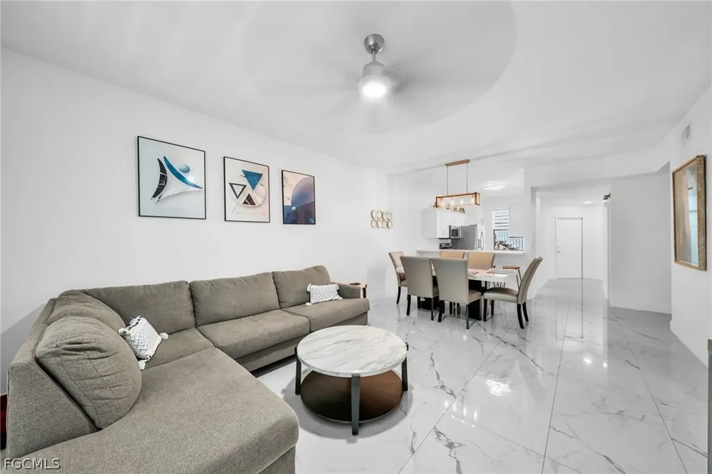 1024 Mainsail Drive Naples FL 34114