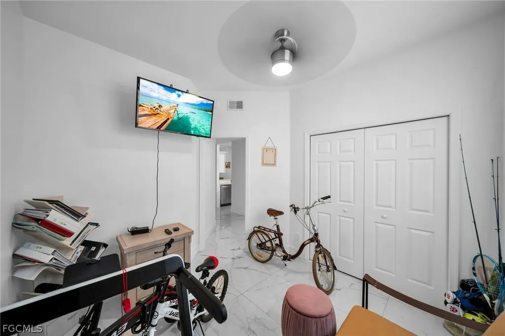 1024 Mainsail Drive Naples FL 34114