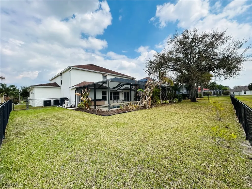 18270 Pine Nut Court Lehigh Acres FL 33972