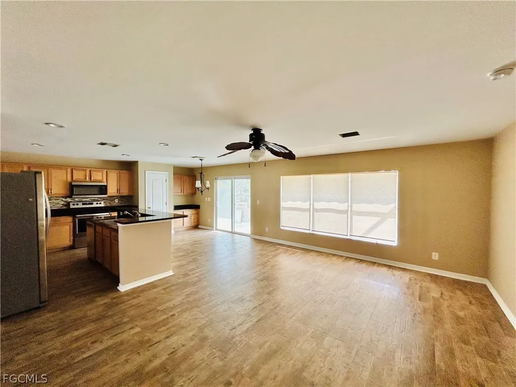 18270 Pine Nut Court Lehigh Acres FL 33972