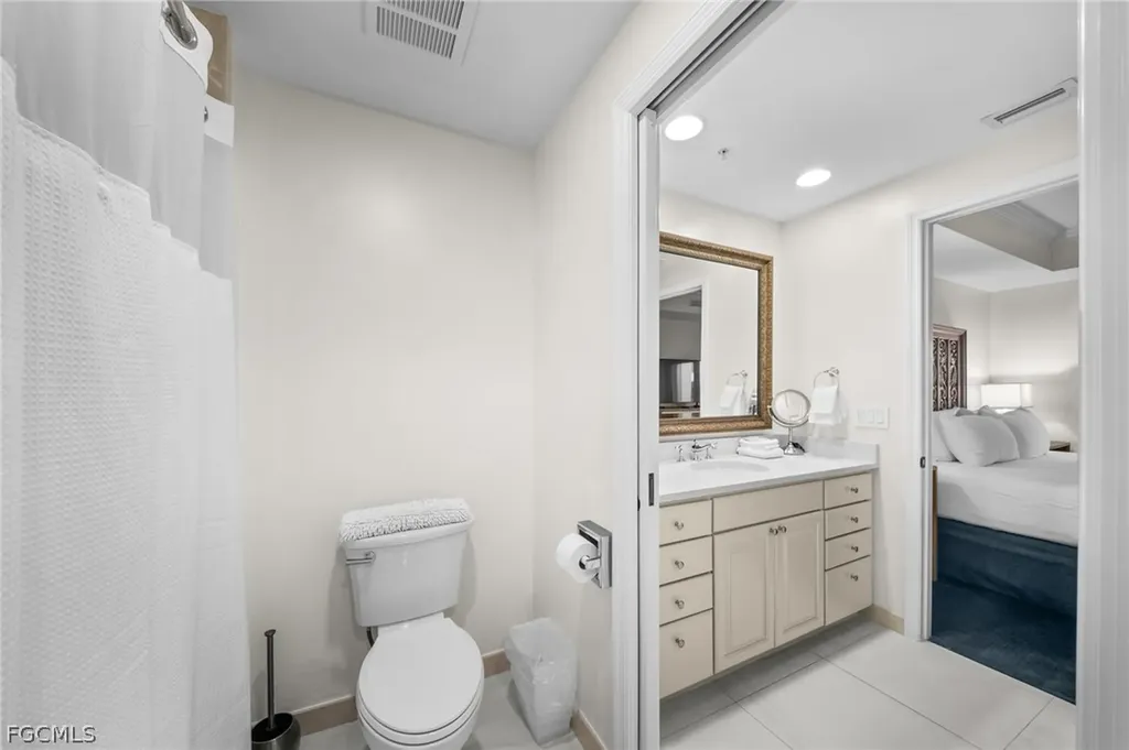 221 9th Street S Naples FL 34102