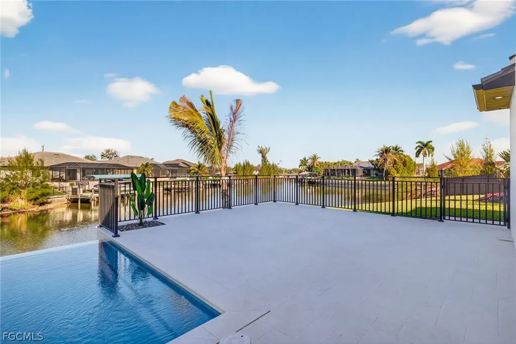 2822 SW 17th Avenue Cape Coral FL 33914
