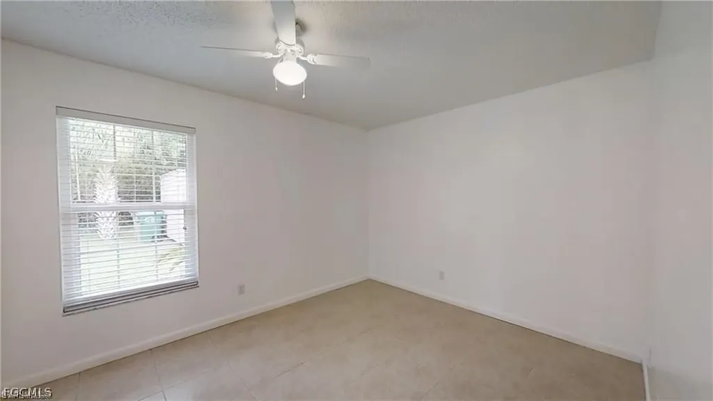 2303 NE 6th Street Cape Coral FL 33909