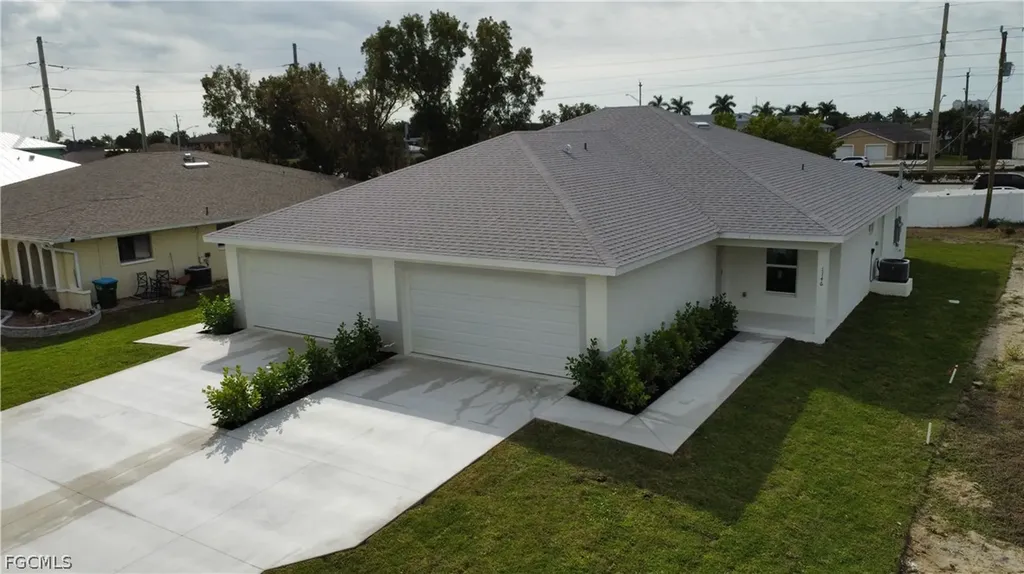 1144/1146 SW 47th Terrace Cape Coral FL 33914