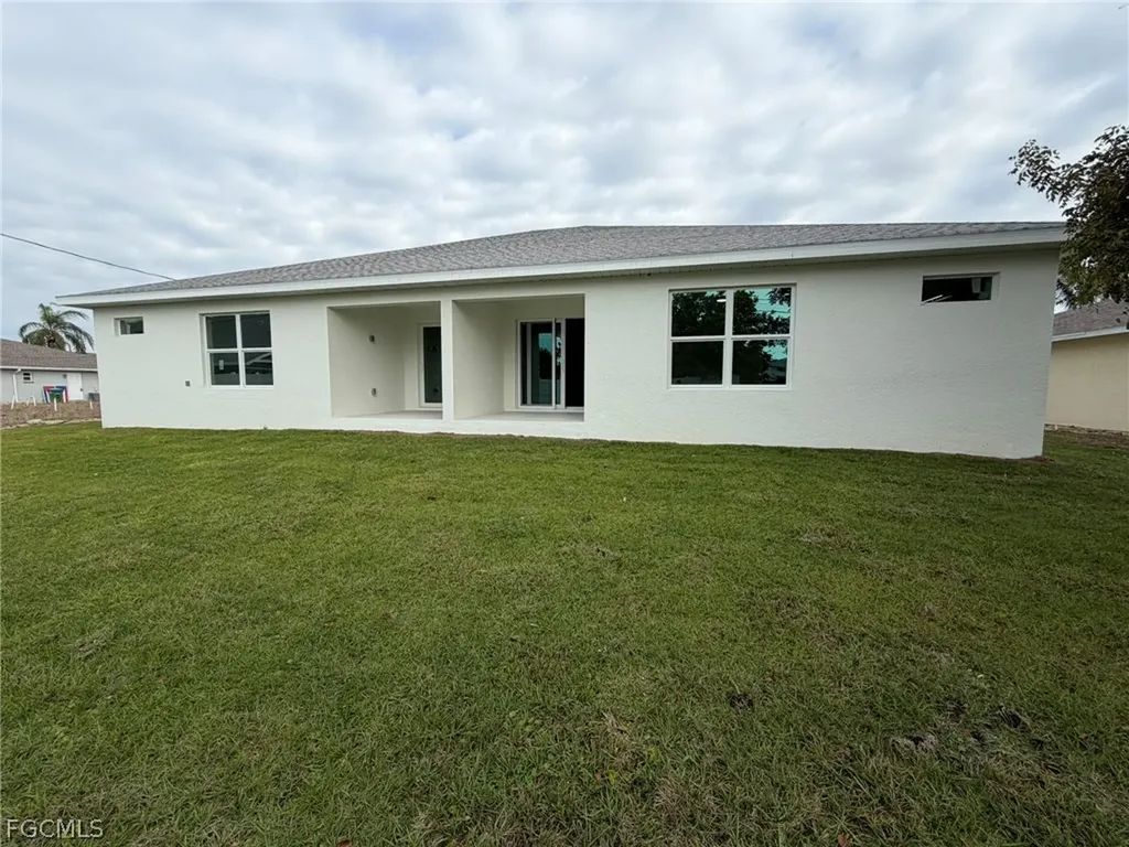1144/1146 SW 47th Terrace Cape Coral FL 33914