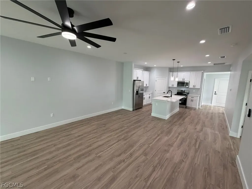 1144/1146 SW 47th Terrace Cape Coral FL 33914