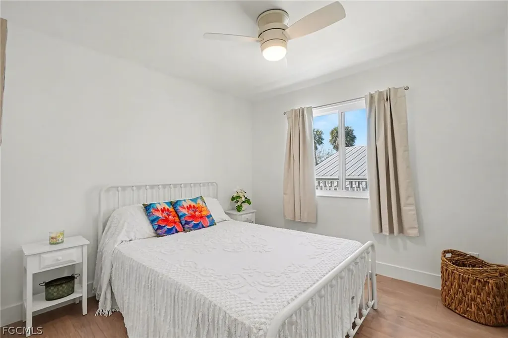 942 Prescott Street Fort Myers Beach FL 33931