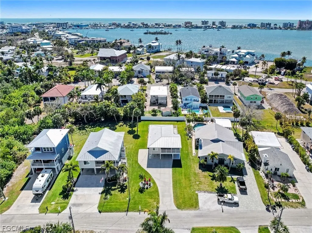 942 Prescott Street Fort Myers Beach FL 33931