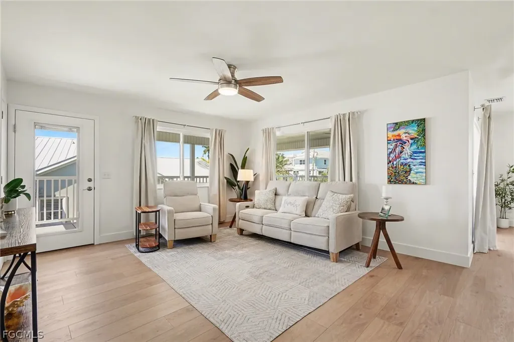 942 Prescott Street Fort Myers Beach FL 33931