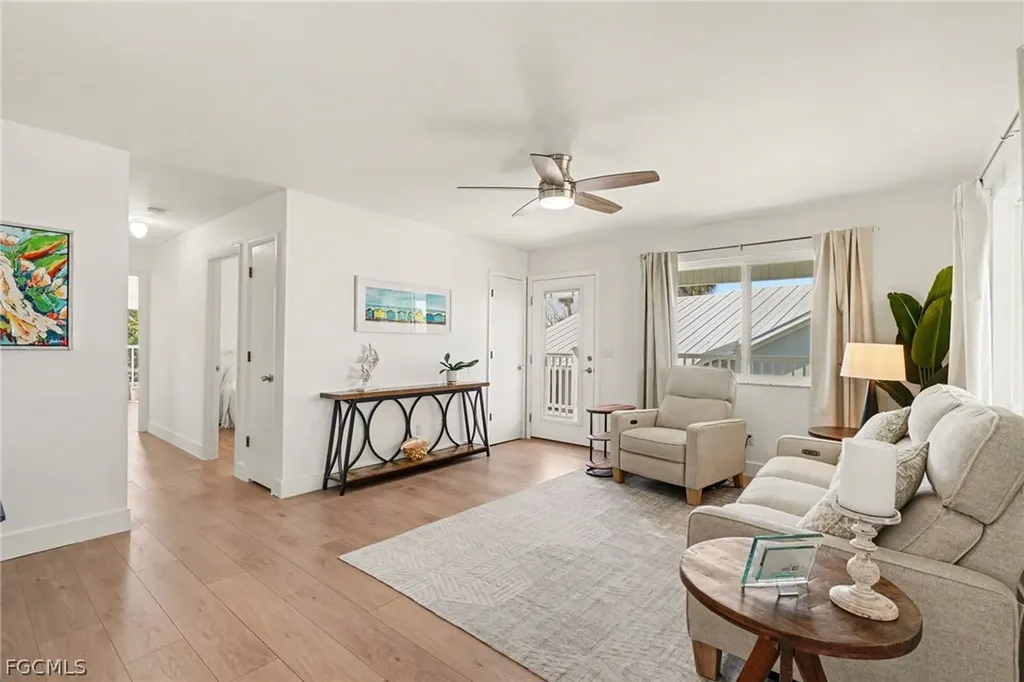 942 Prescott Street Fort Myers Beach FL 33931
