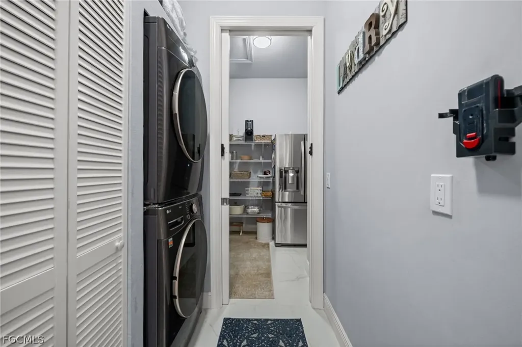 1418 NW 37th Place Cape Coral FL 33993