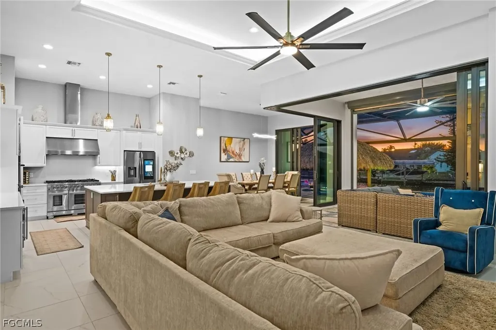 1418 NW 37th Place Cape Coral FL 33993