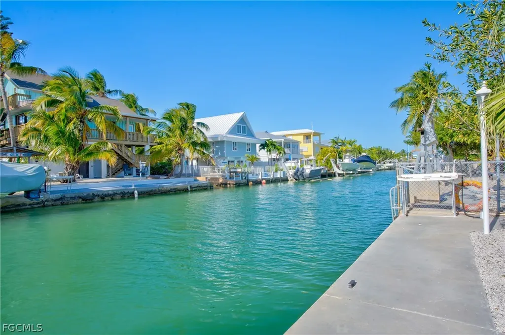 280 Airport Drive S Summerland Key FL 33042