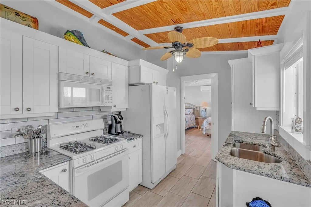 280 Airport Drive S Summerland Key FL 33042