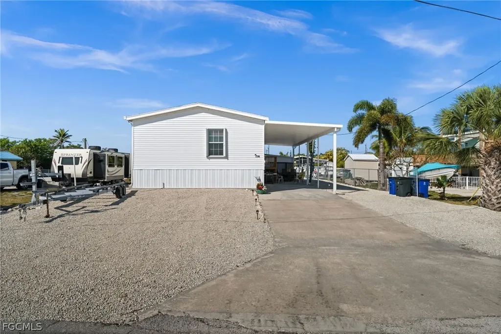 2705 Patterson Court St. James City FL 33956