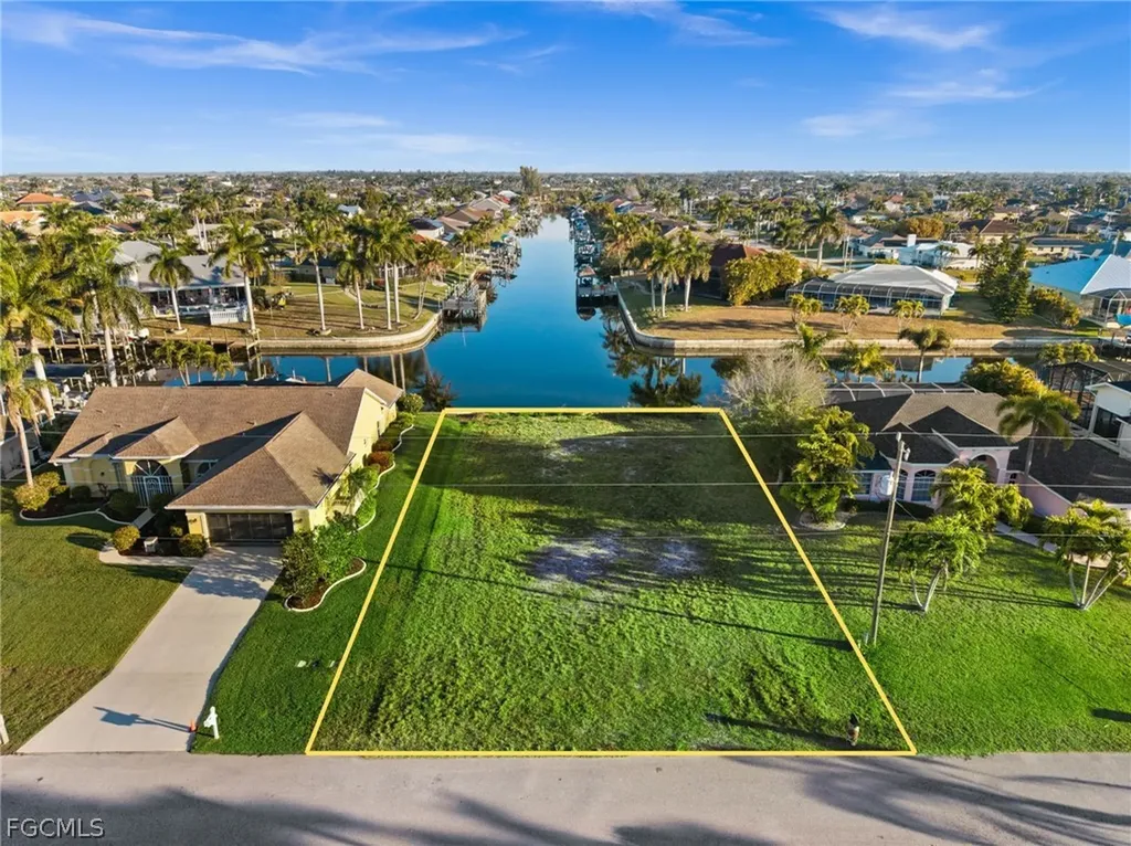 2623 SW 35th Lane Cape Coral FL 33914