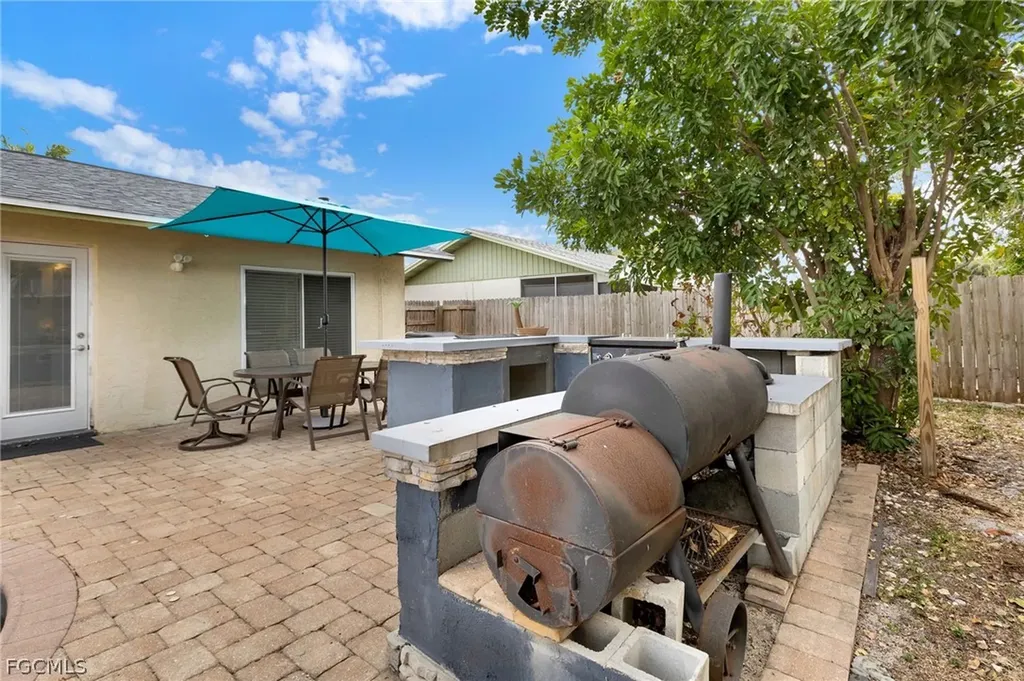 1371 Torreya Circle North Fort Myers FL 33917