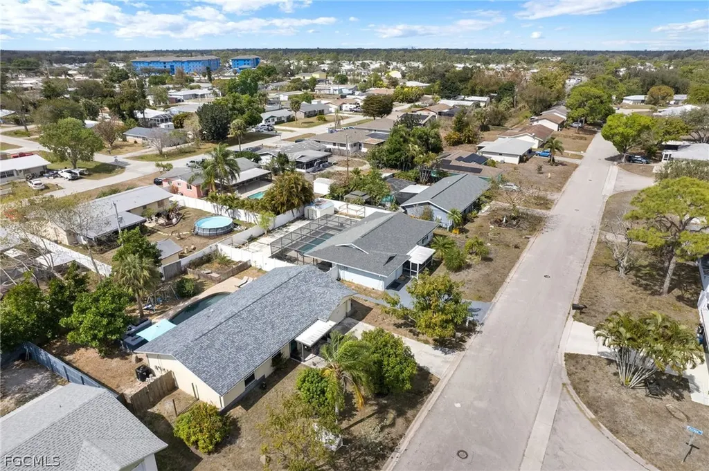 1371 Torreya Circle North Fort Myers FL 33917