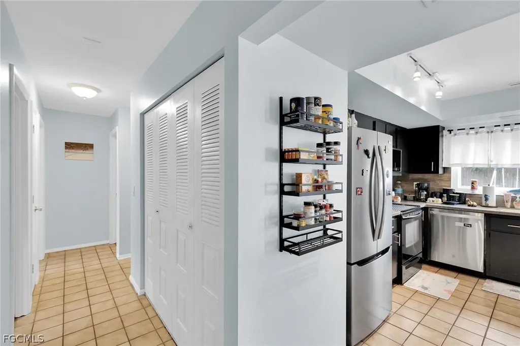 1371 Torreya Circle North Fort Myers FL 33917