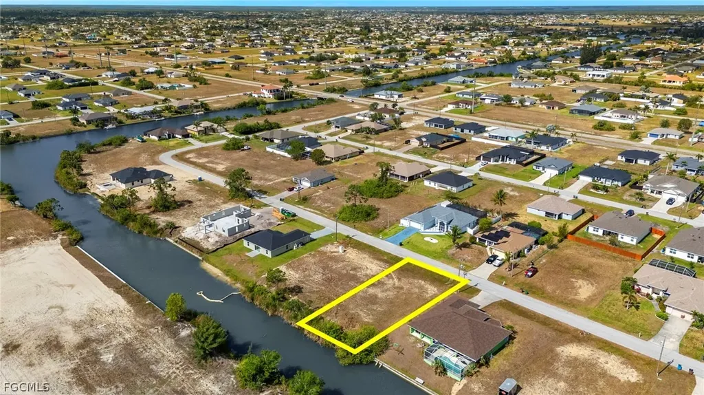 1031 NW 23rd Avenue Cape Coral FL 33993
