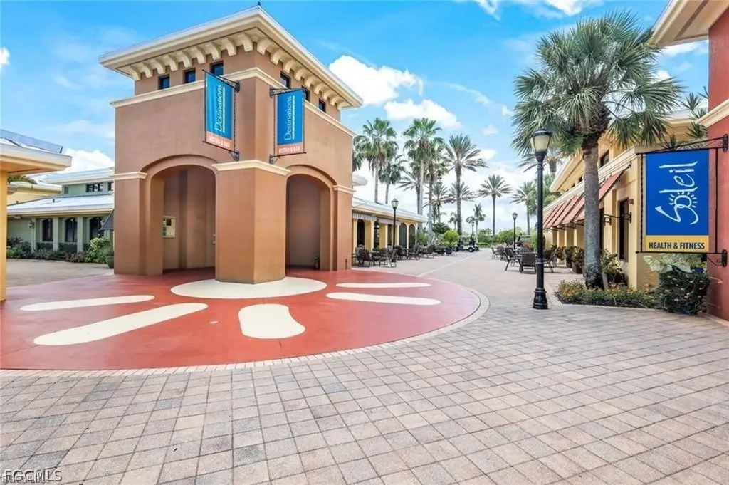 10500 Pistoia Drive Fort Myers FL 33913