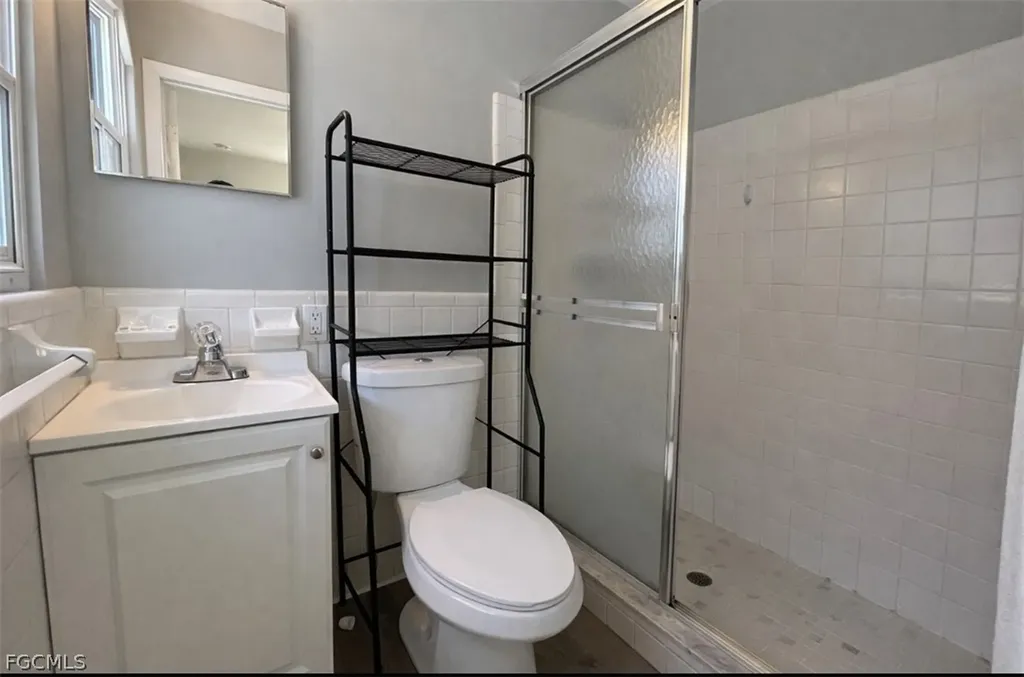 1107 SE 46th Lane Cape Coral FL 33904