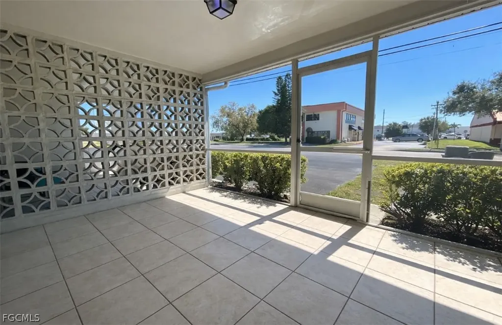 1107 SE 46th Lane Cape Coral FL 33904