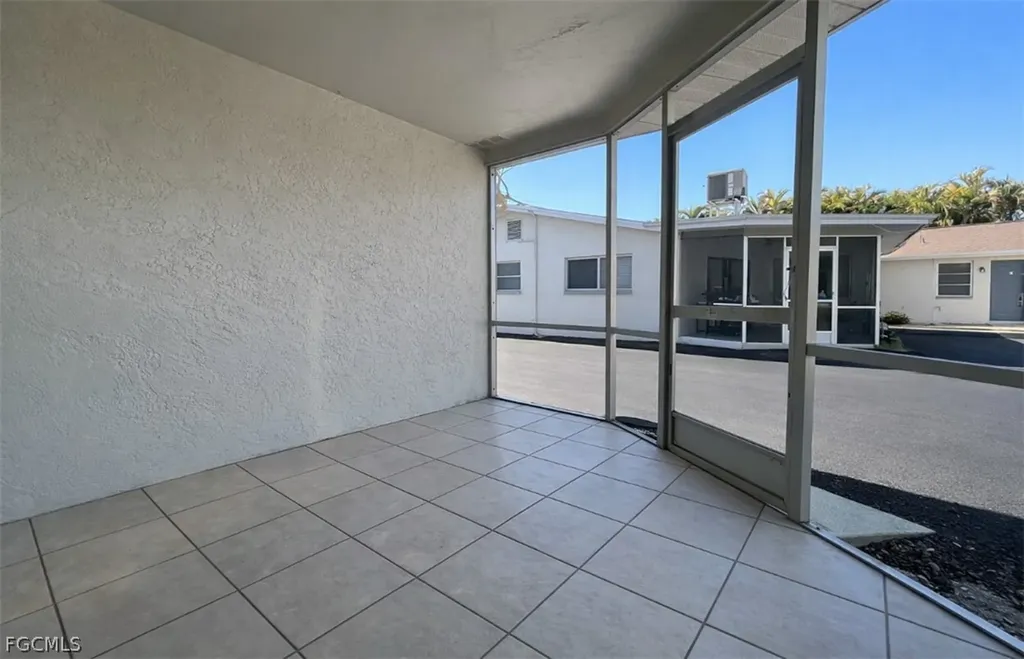 1107 SE 46th Lane Cape Coral FL 33904