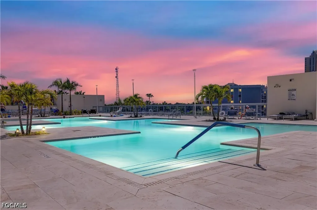 3000 Oasis Grand Boulevard Fort Myers FL 33916