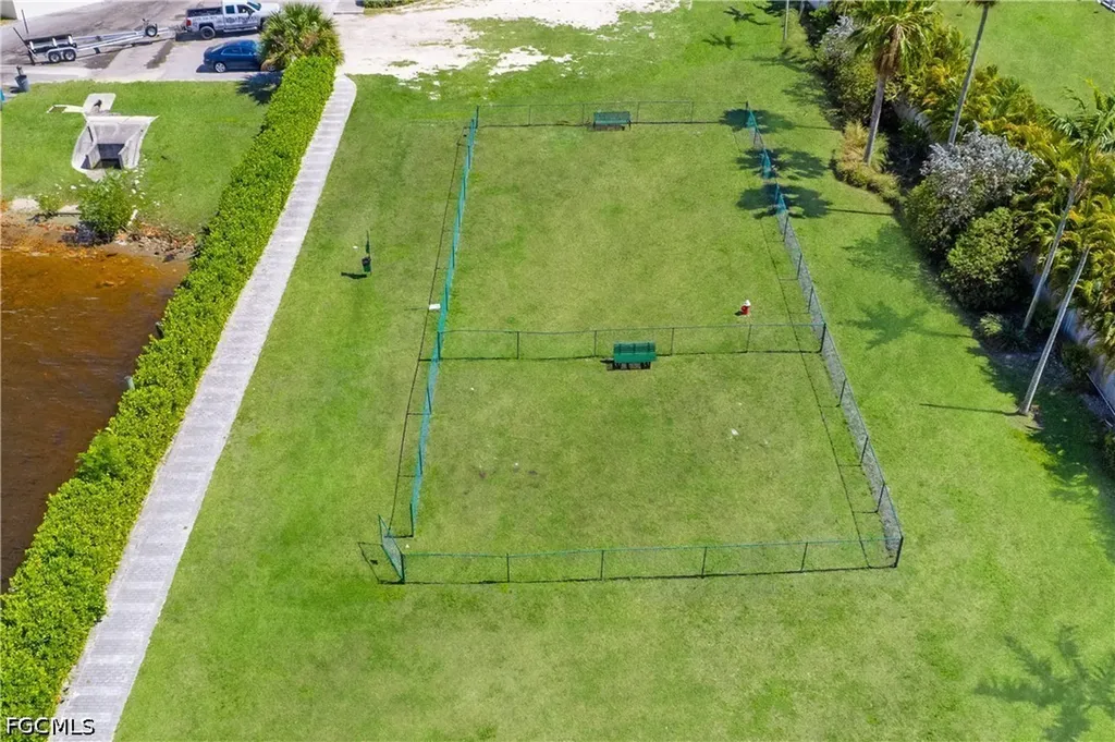 3000 Oasis Grand Boulevard Fort Myers FL 33916