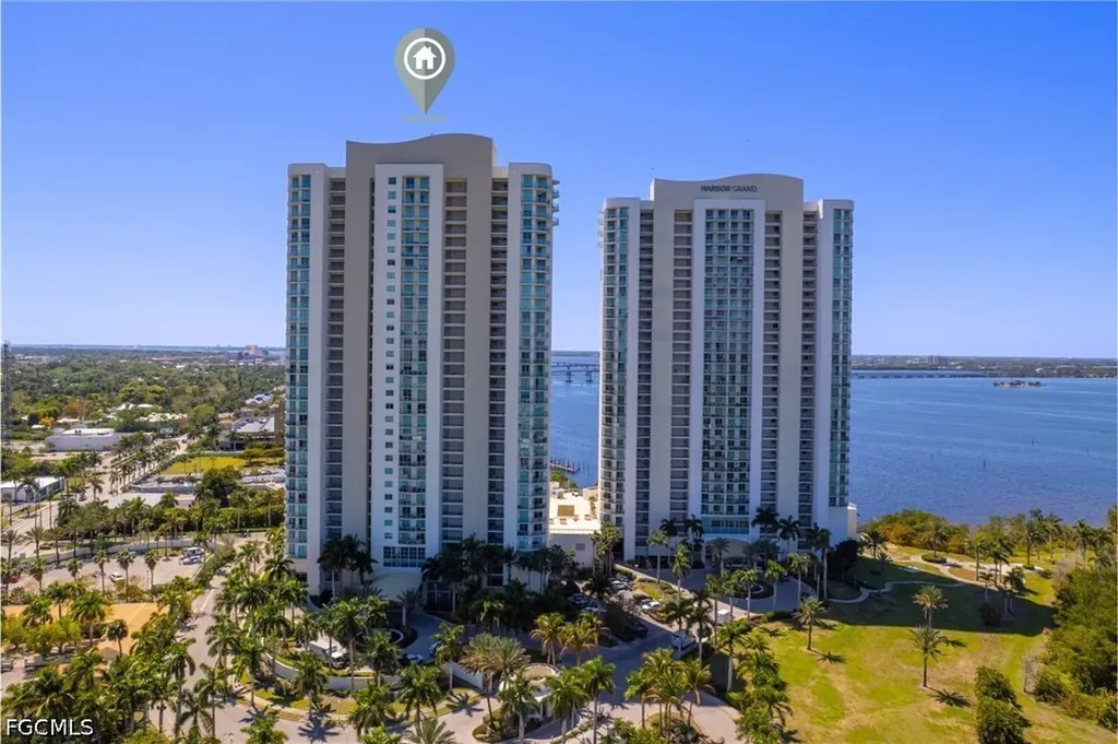 3000 Oasis Grand Boulevard Fort Myers FL 33916