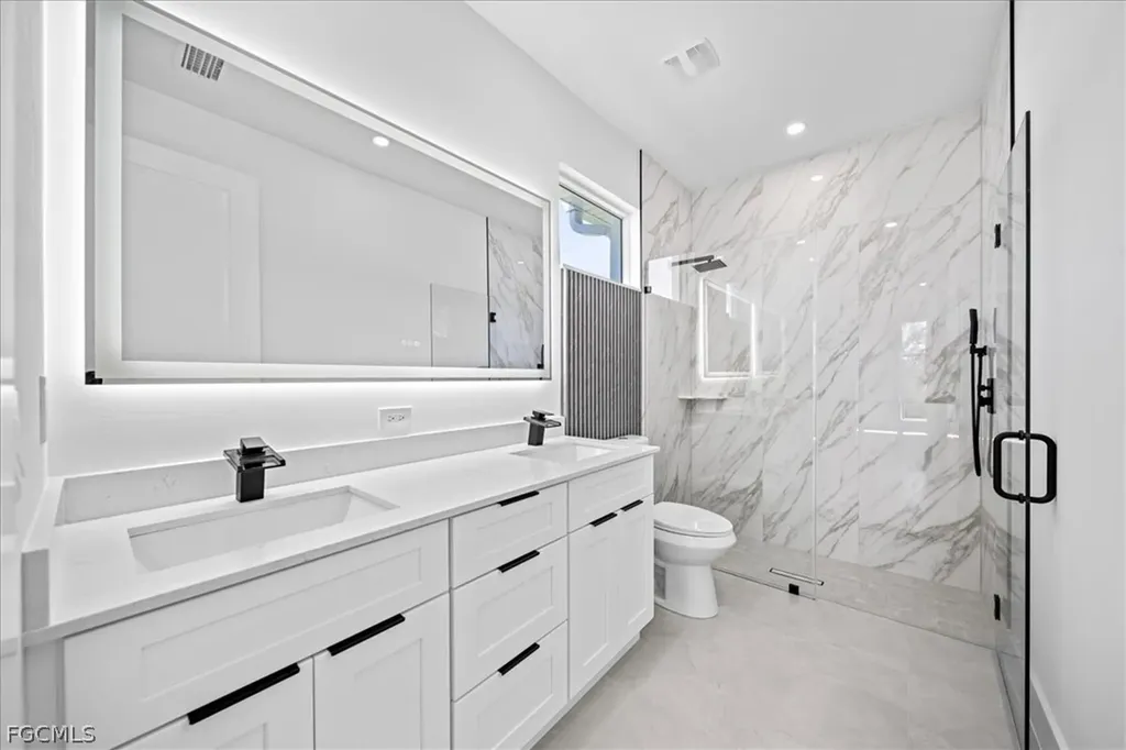 2724 NW 21st Street Cape Coral FL 33993