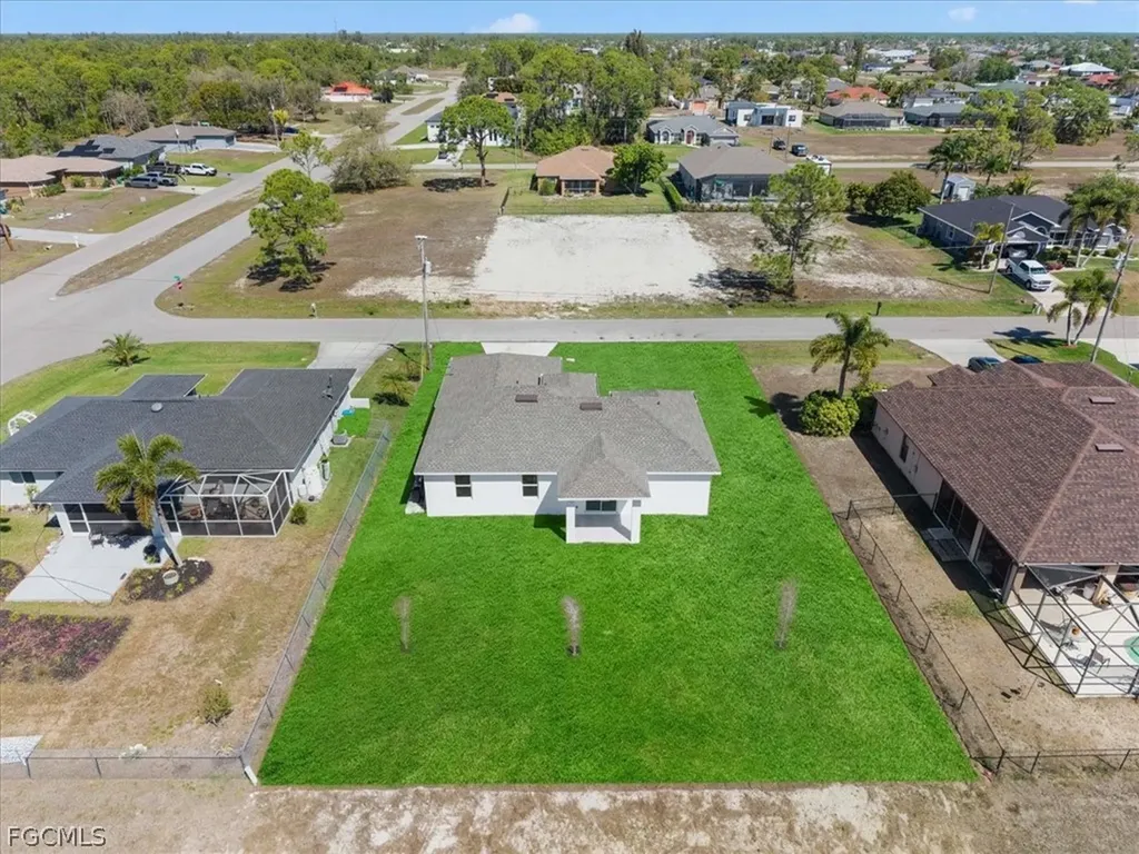 2724 NW 21st Street Cape Coral FL 33993