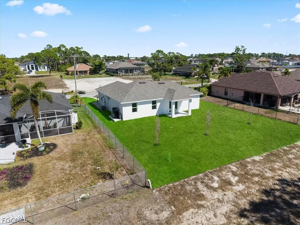 2724 NW 21st Street Cape Coral FL 33993