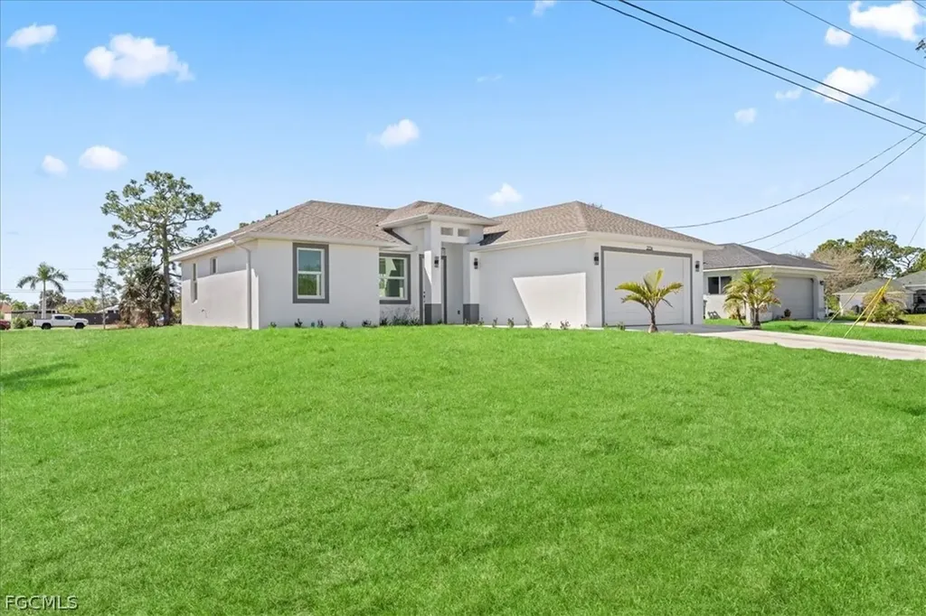 2724 NW 21st Street Cape Coral FL 33993
