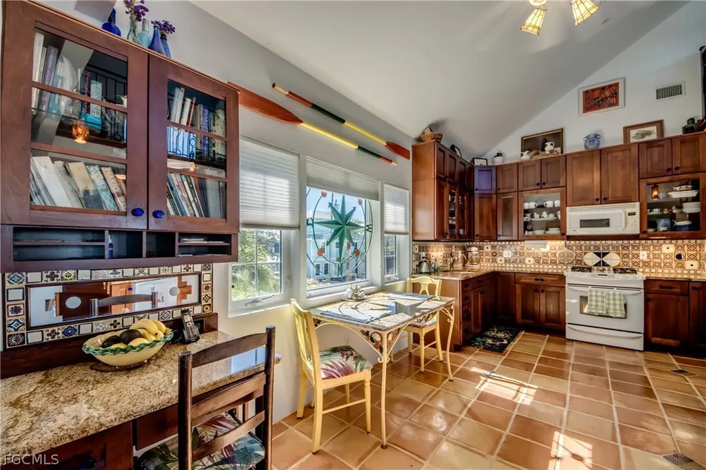 2702 Bruce Street Matlacha FL 33993