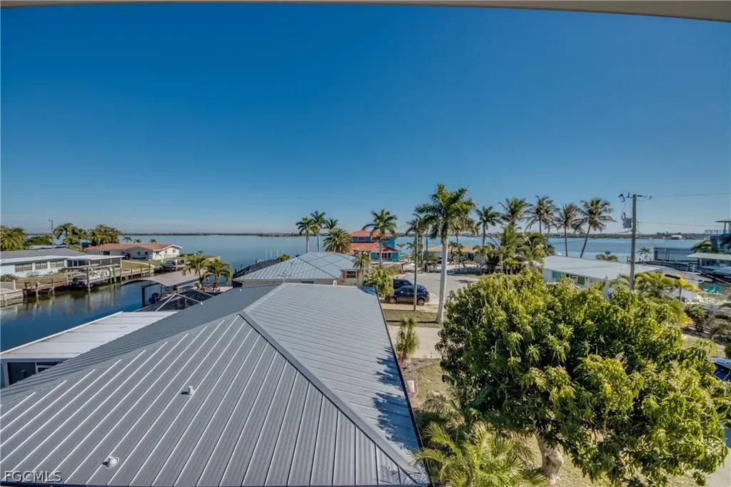 2702 Bruce Street Matlacha FL 33993