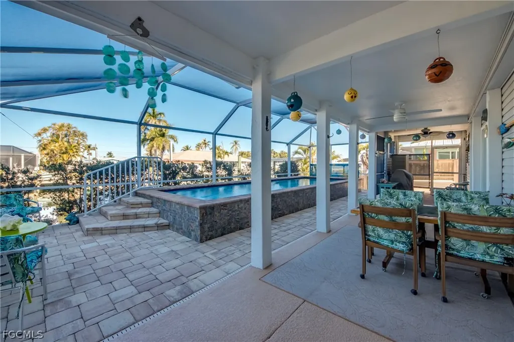 2702 Bruce Street Matlacha FL 33993
