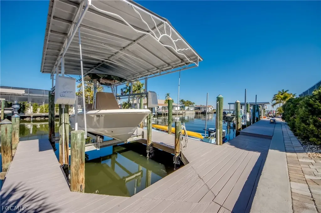 2702 Bruce Street Matlacha FL 33993
