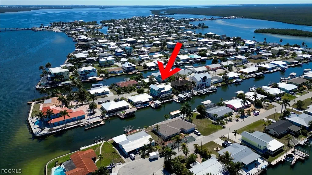 2702 Bruce Street Matlacha FL 33993